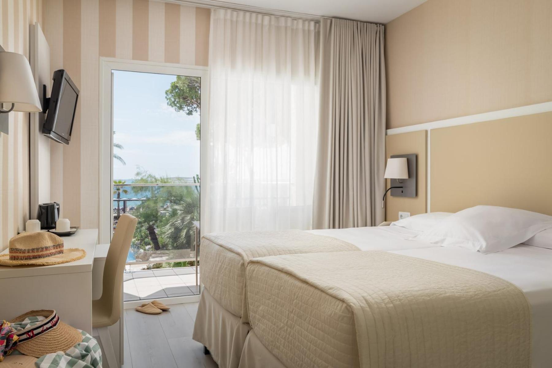 Estival Centurion Playa Hotel Cambrils Exterior photo