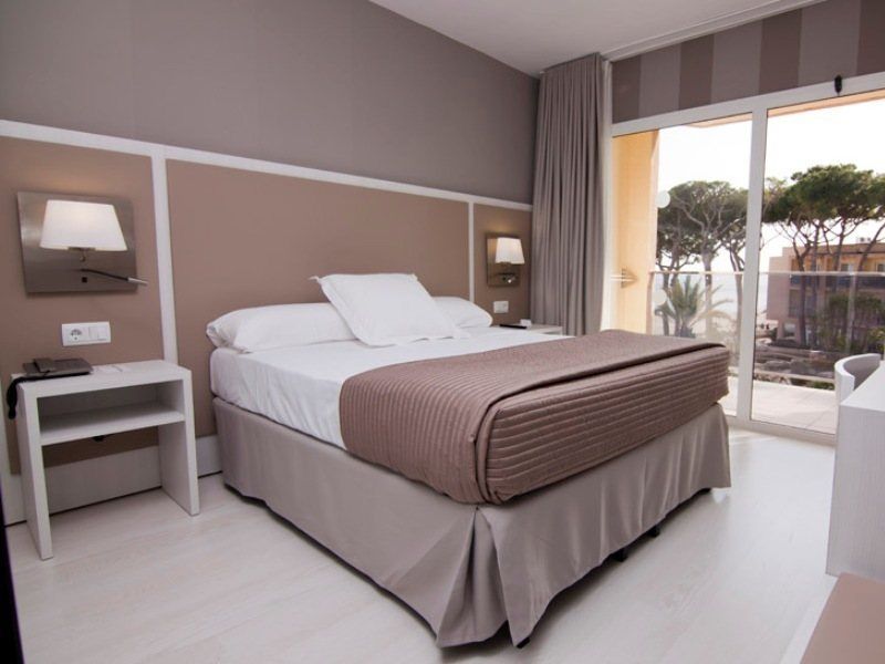 Estival Centurion Playa Hotel Cambrils Exterior photo